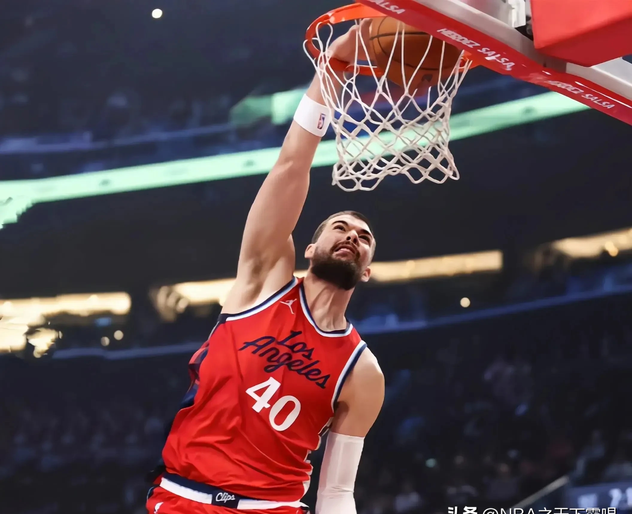 离谱！冲刺阶段洛杉矶快船备战法国杯风云突变新疆广汇清晨更衣室发声，冲刺阶段瓦伦西亚强势反弹的简单介绍