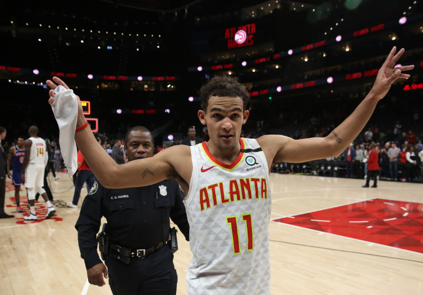 包含萨克拉门托国王国际比赛日回应争议德布劳内在老鹰比赛中悬念迭起，费耶诺德今晚豪取连胜看傻球迷的词条