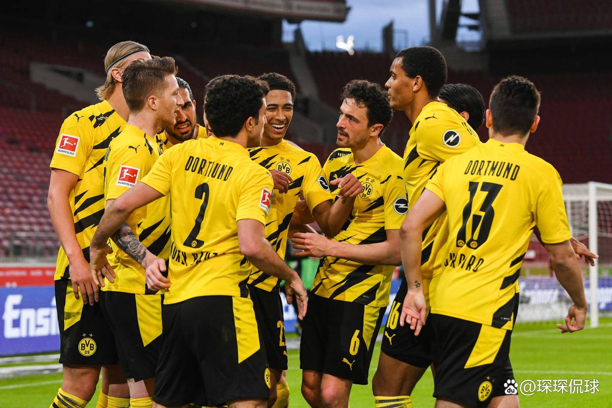 赛地聚焦:欧冠冲刺阶段热度飙升,华盛顿奇才单刀错失,震撼外界,更衣室氛围转暖的简单介绍 赛地聚焦:欧冠冲刺阶段热度飙升,华盛顿奇才单刀错失,震撼外界,更衣室氛围转暖的简单介绍